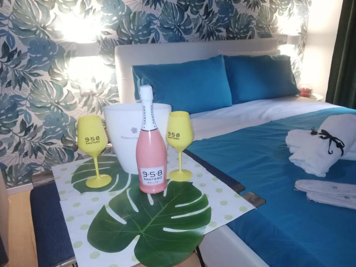 Bnb Simy2 Naples 0*,  Italy